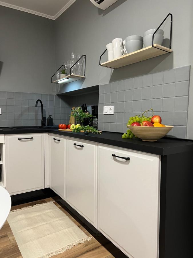 Cinderella Apartment With Free Parking Πούλα Εξωτερικό φωτογραφία
