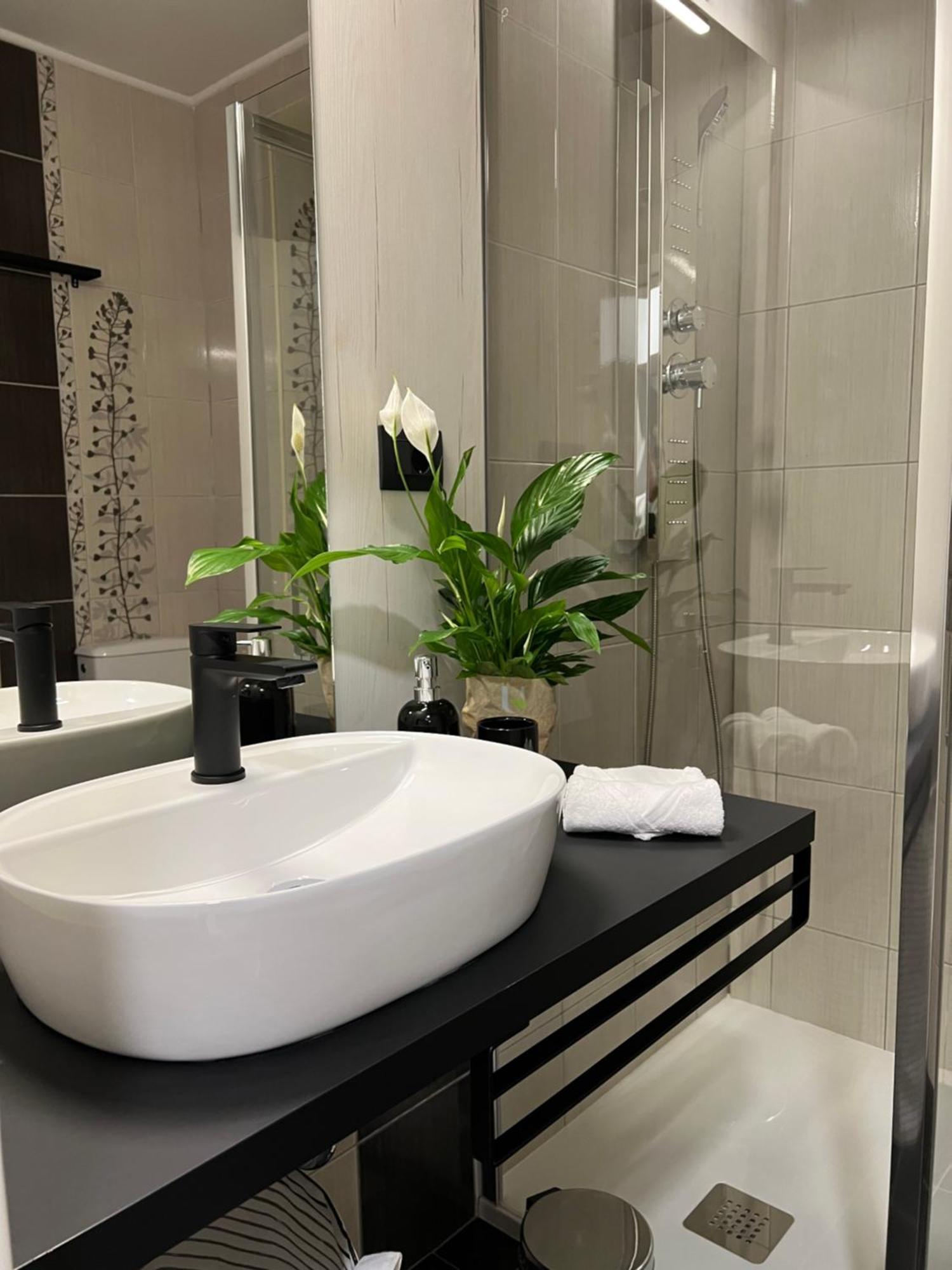 Cinderella Apartment With Free Parking Πούλα Εξωτερικό φωτογραφία